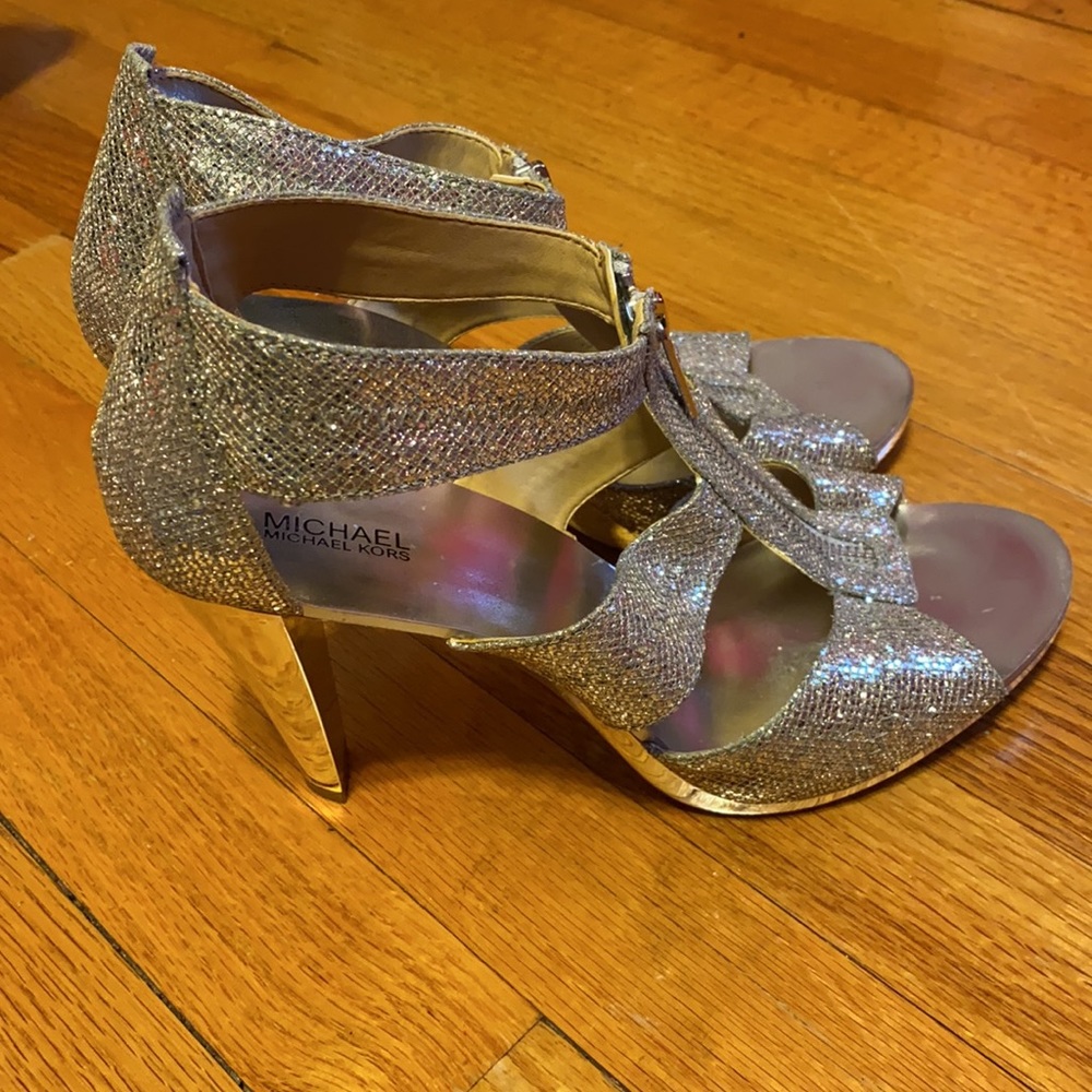 Michael Kors Heels Zip Up Front Silver Size 10